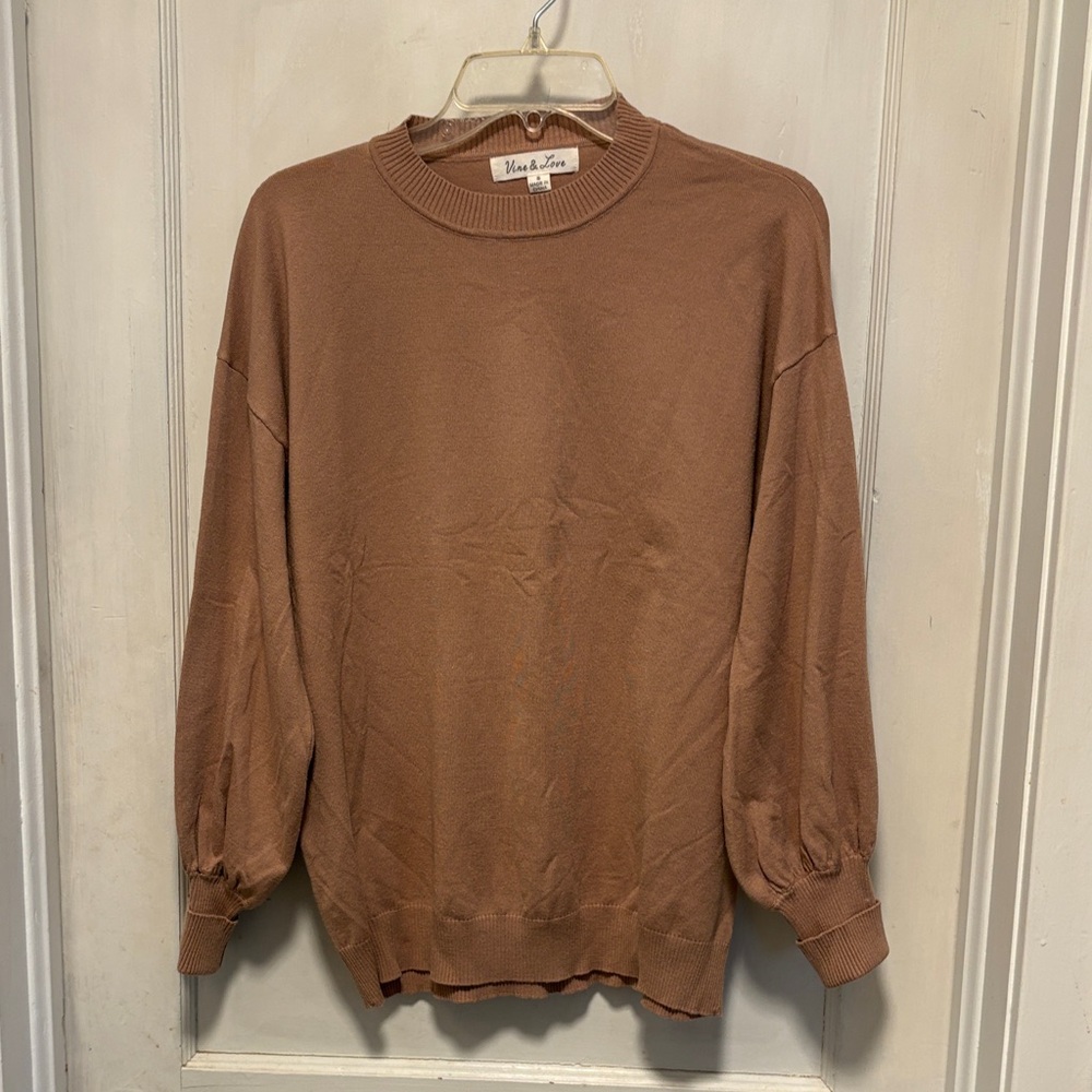 Vine & Love Brown Balloon Longsleeve Crew Sweater Small